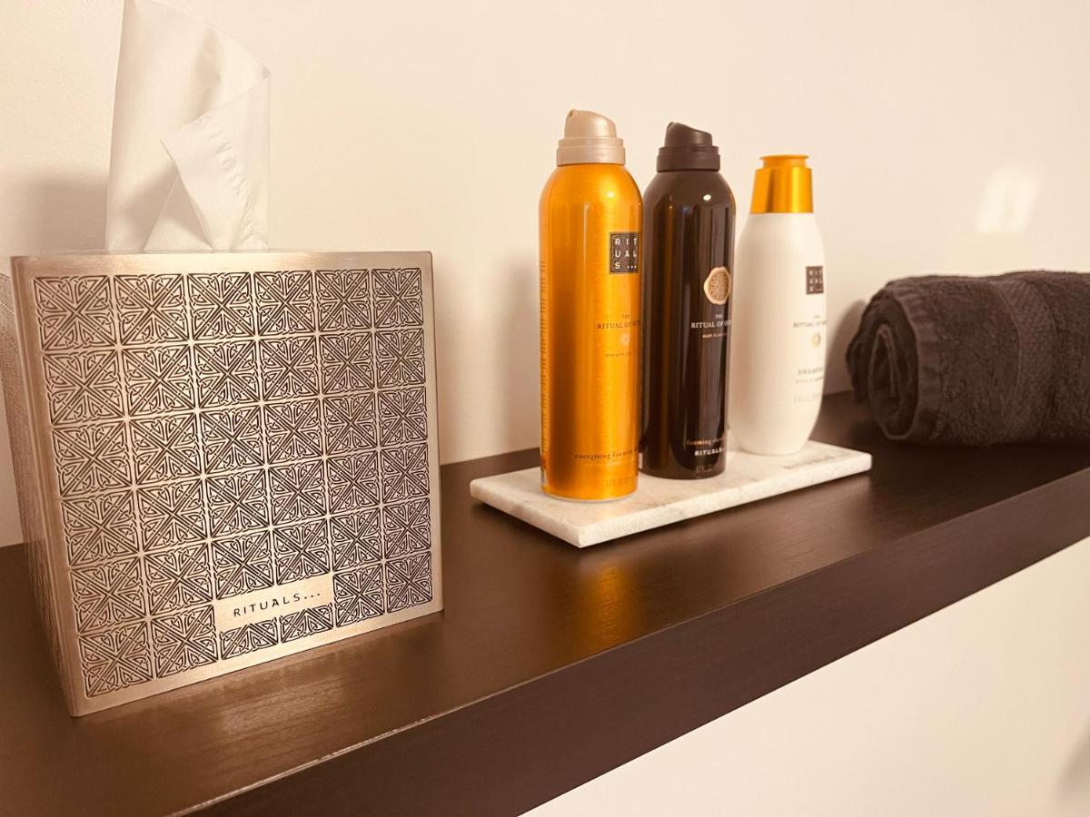 La Villa Chambre Deluxe Twin Μπαστόν Εξωτερικό φωτογραφία
